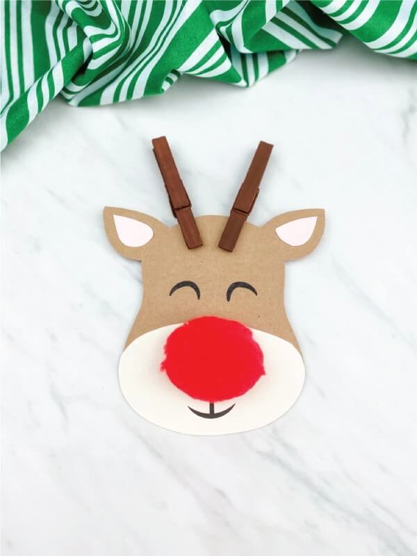 Fun And Easy Paper And Clothespin Reindeer Craft Fort Toddlers Clothespin Reindeer Crafts