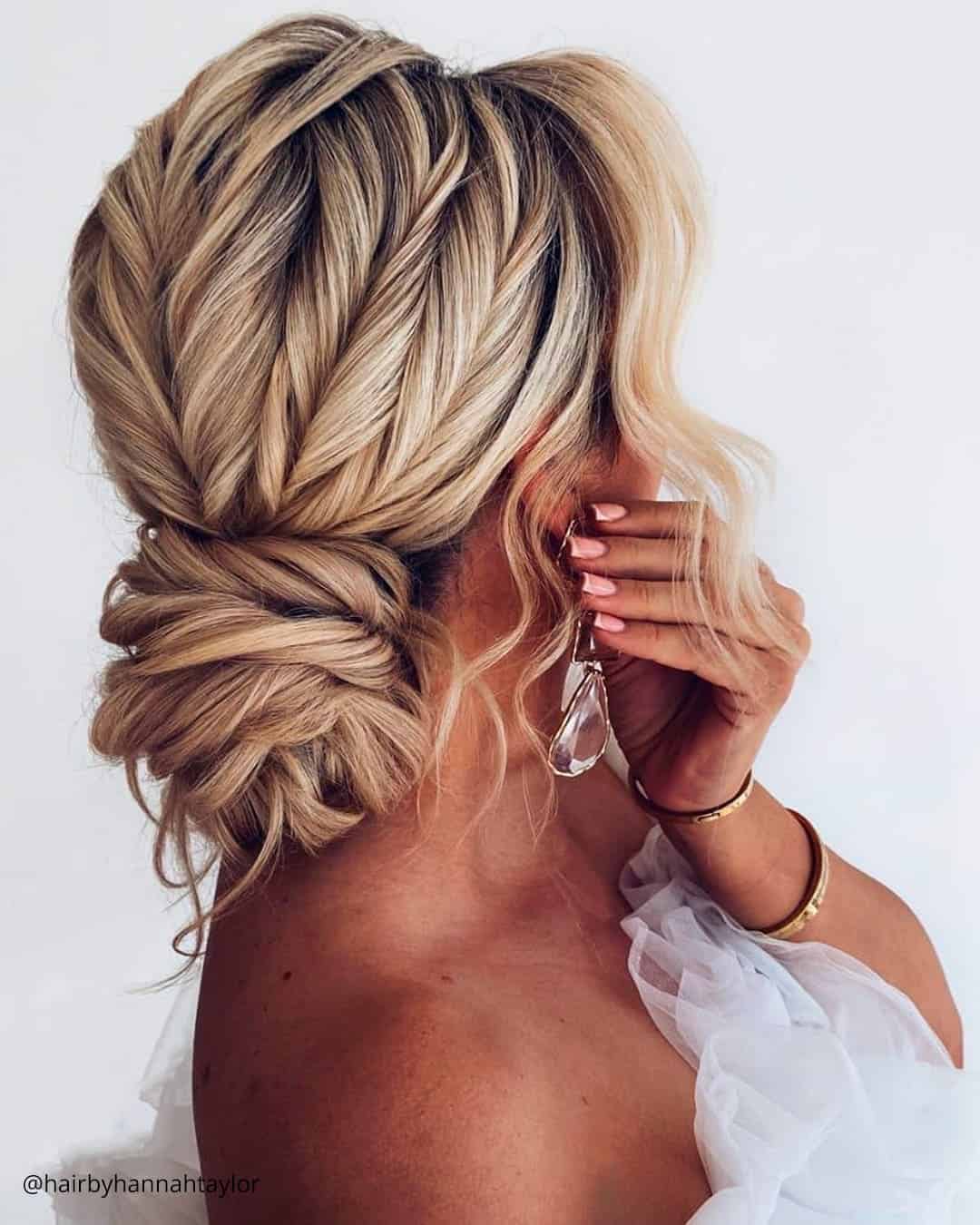Modern Indian Wedding Hairstyles For Long Hair