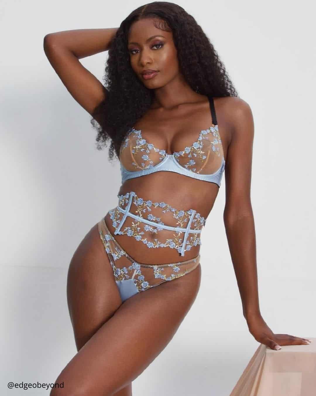 Bridal Lingerie Etiquette and Traditions