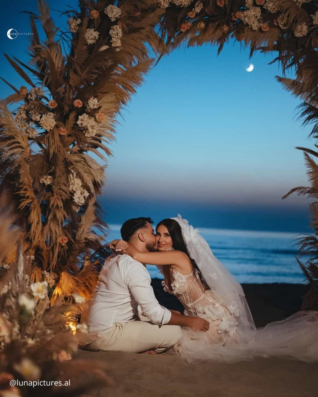 Rustic Outdoor Wedding Photos