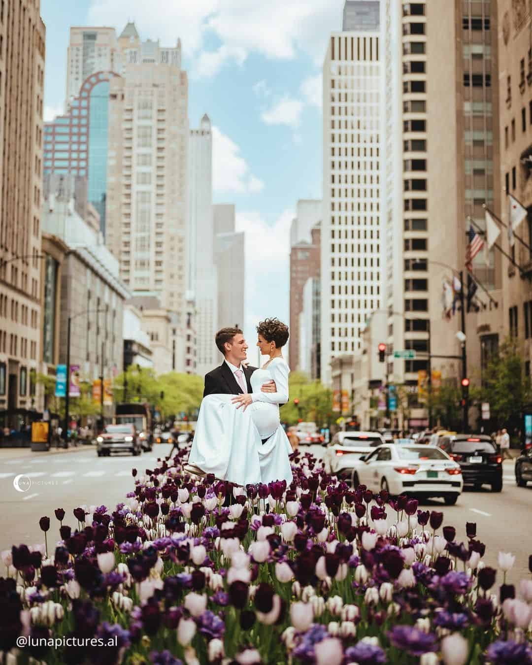 Wedding Photos Ideas in a Garden