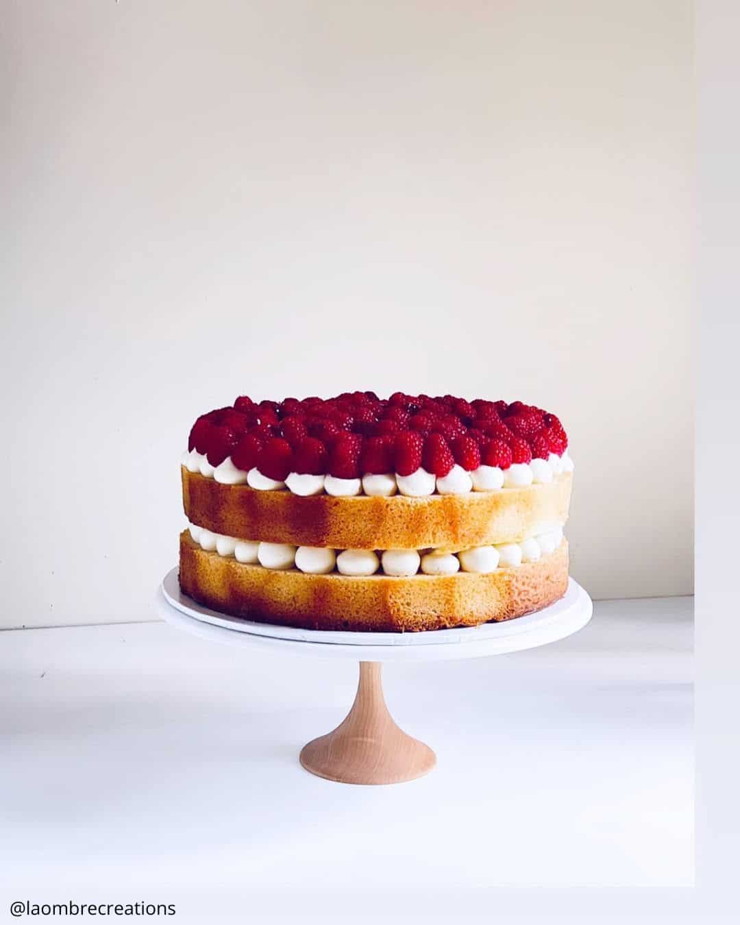 Desserts With Fruits Will Please Guests So Much