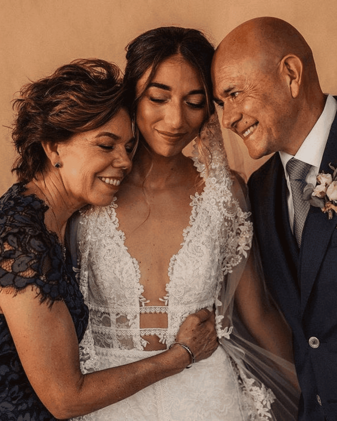 No Bridal Party Wedding Pictures