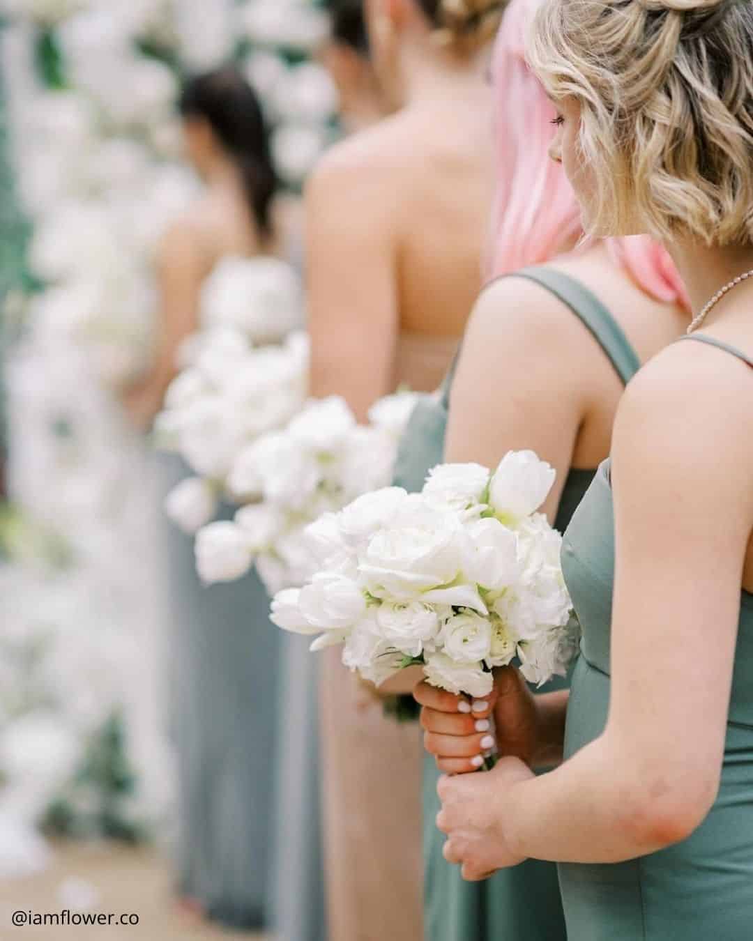 Bouquet Peek