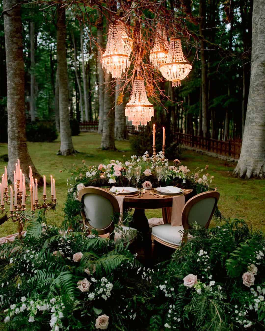Wedding Cake Table Decorations
