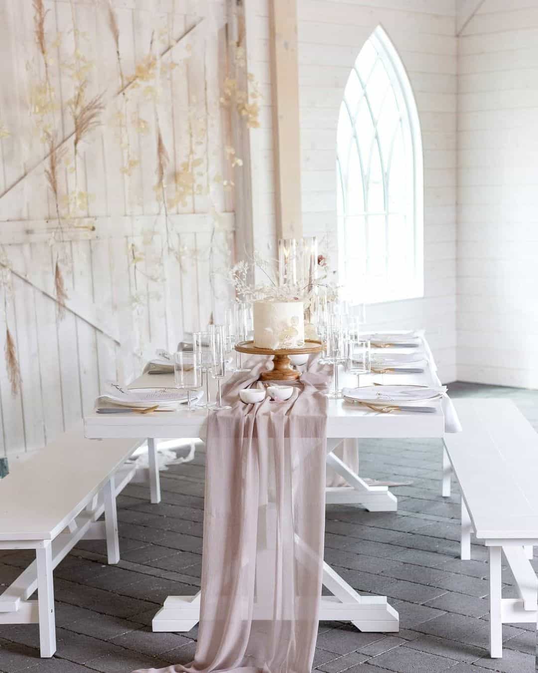 Rustic Wedding Table Decorations