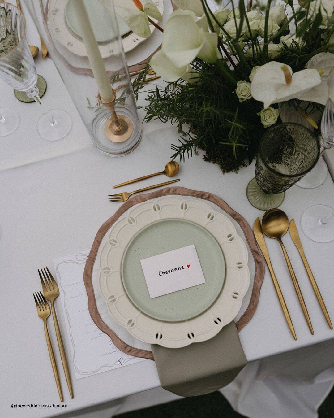 Table Setting Wedding Decorations
