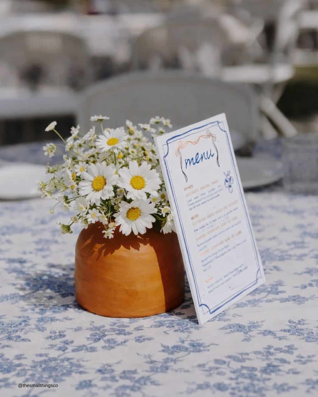 Wedding Stationery Table Decor Ideas