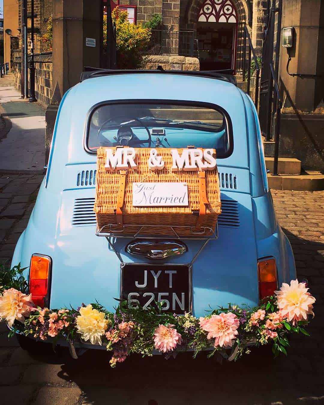 Simple Wedding Car Decorations