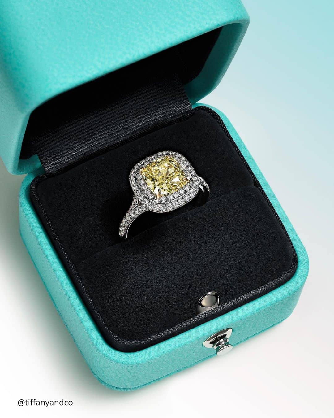 Sapphire Rings