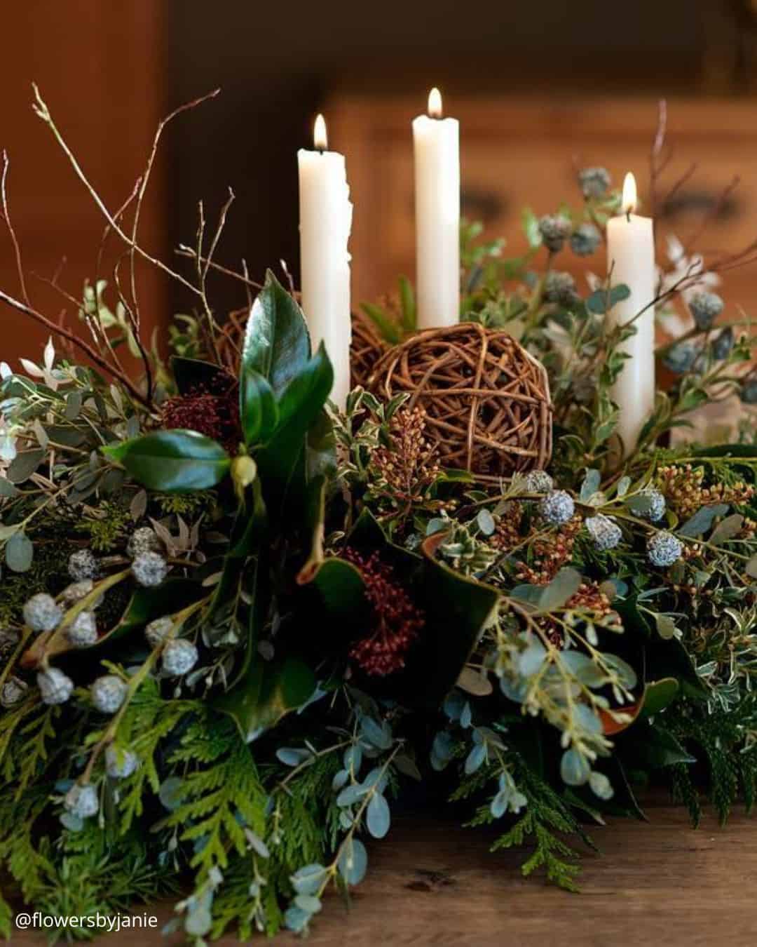 Romantic Greenery Wedding Décor With Candles