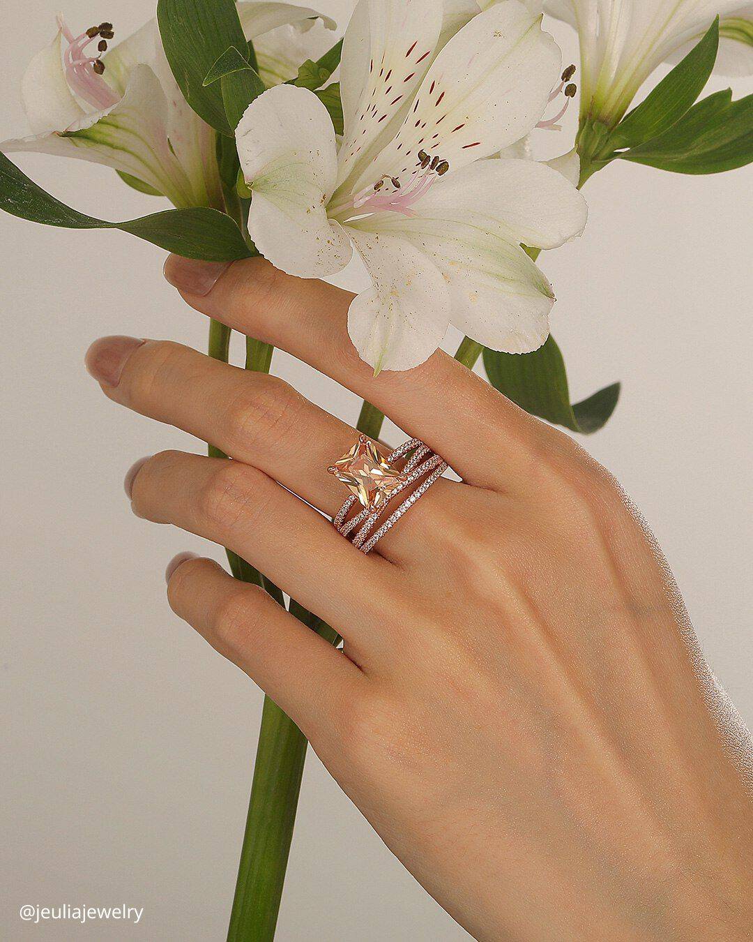 Yellow Gold Engagement Rings