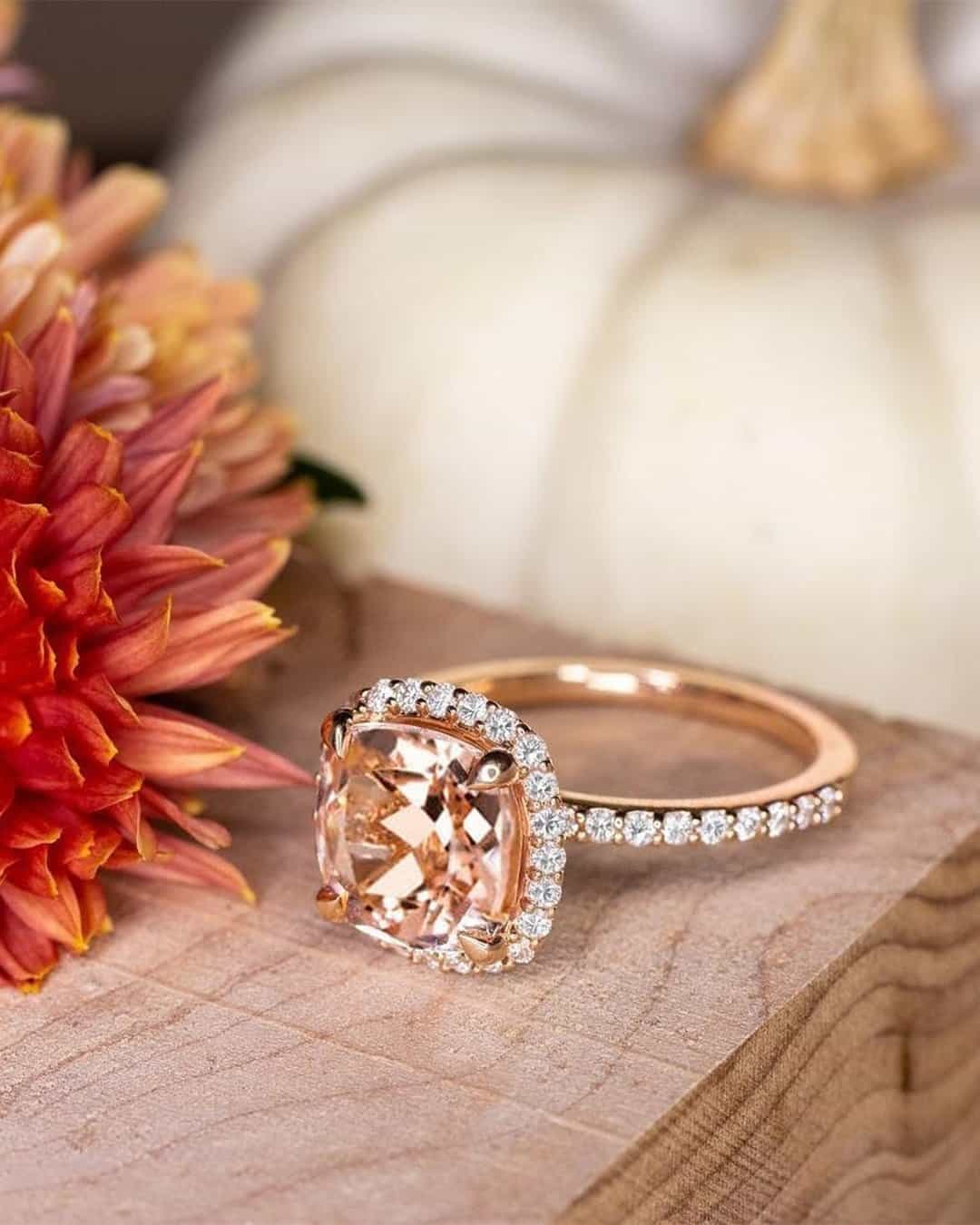 Beautiful Pear Cut Engagement Rings