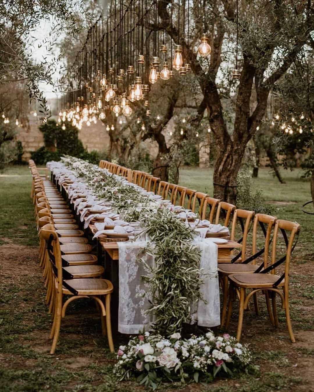 The dreamiest dining situation..
