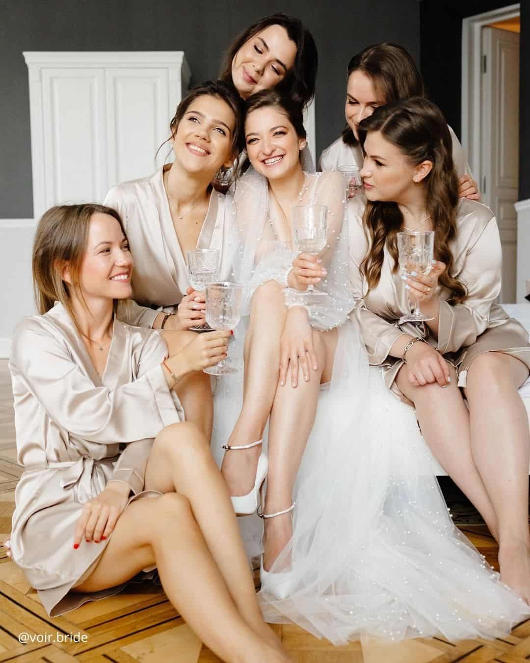 Pre-Wedding Photos With Bridesmaids