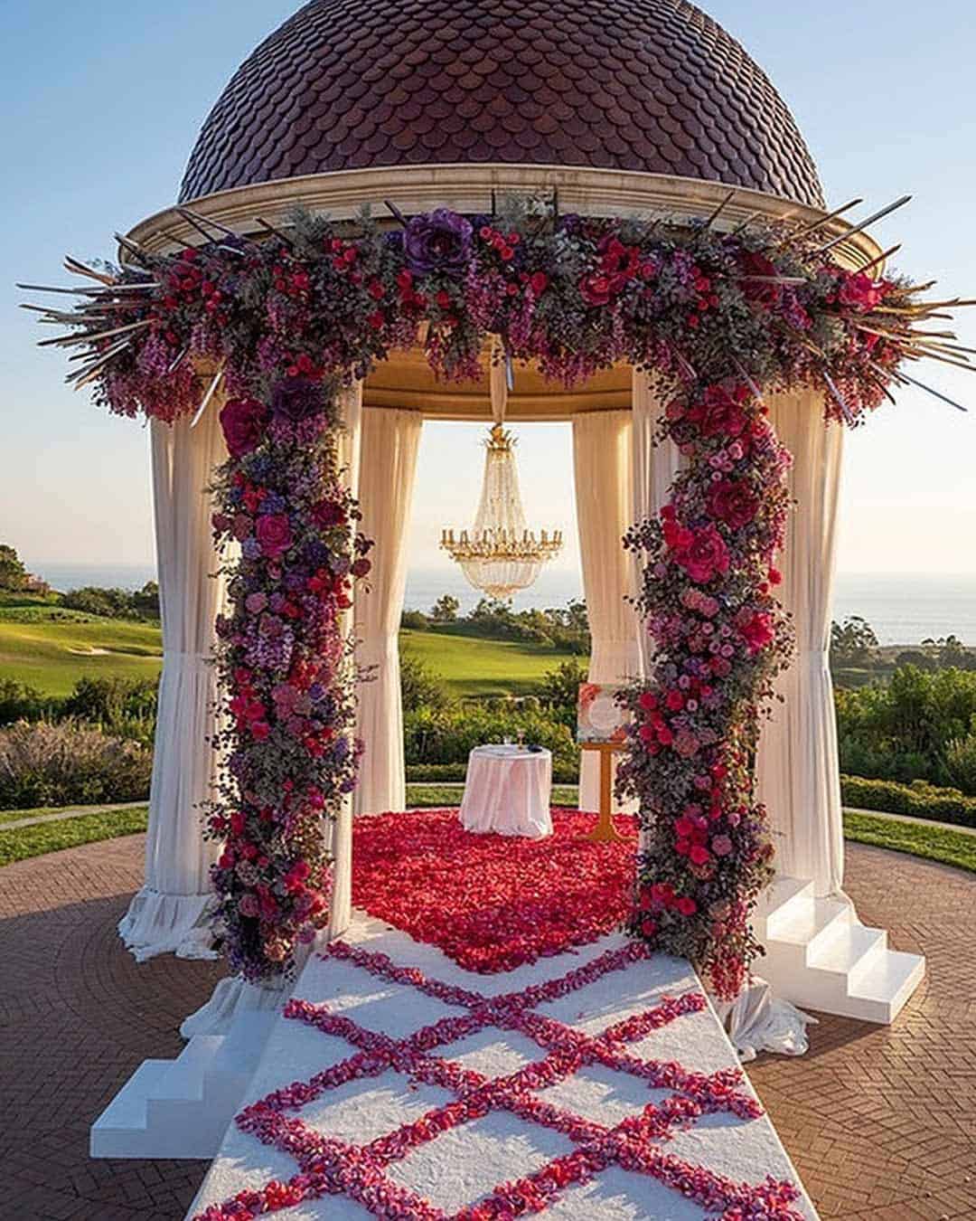 Red And White Wedding Reception Ideas