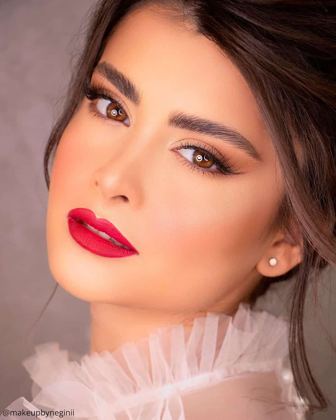 Classic Red Lip Wedding Makeup