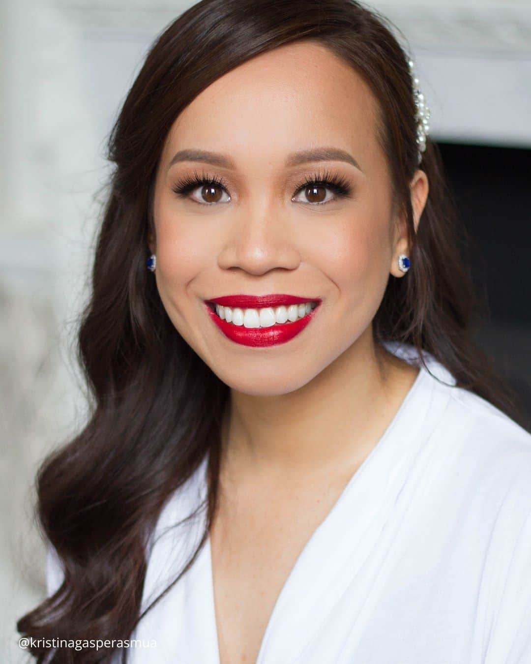 Effortless Elegance: Red Lips with Soft Eye Makeup