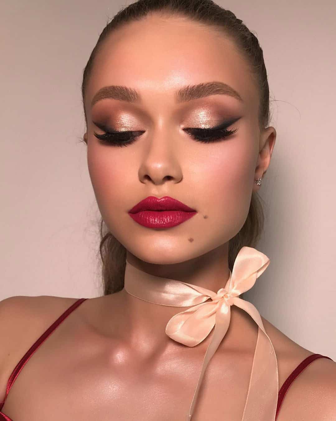 Dramatic Smokey Eyes and Red Lipstick for Brides