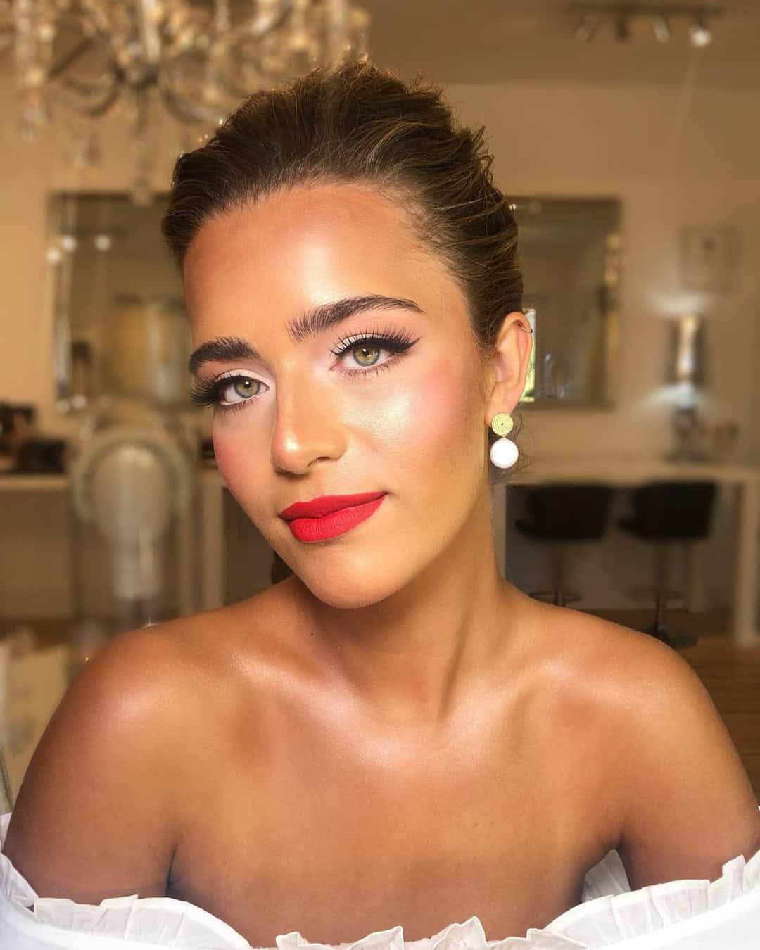 Elegant Evening Makeup Ideas for Weddings
