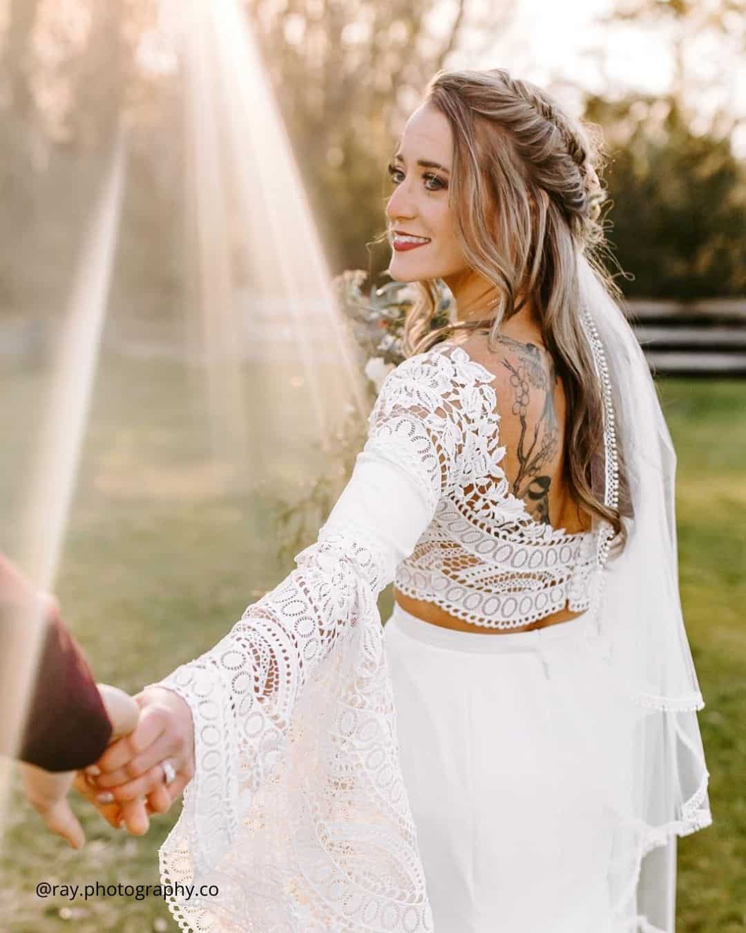 Red Lip Wedding Makeup: The Dos and Don'ts