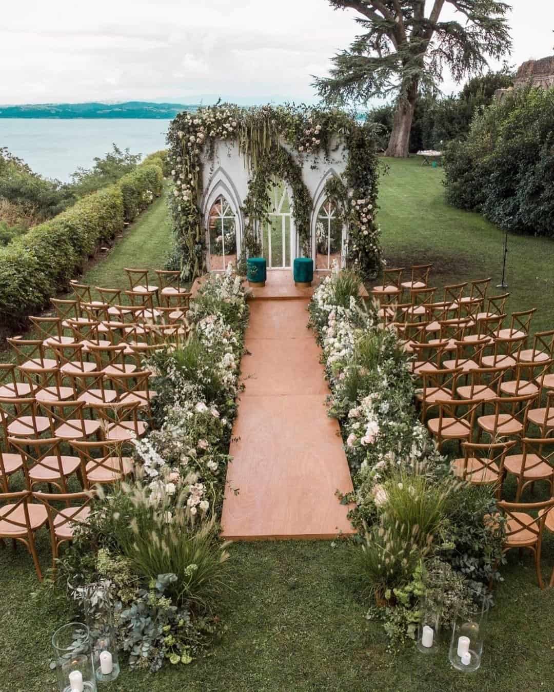 Rustic Wedding Centerpieces