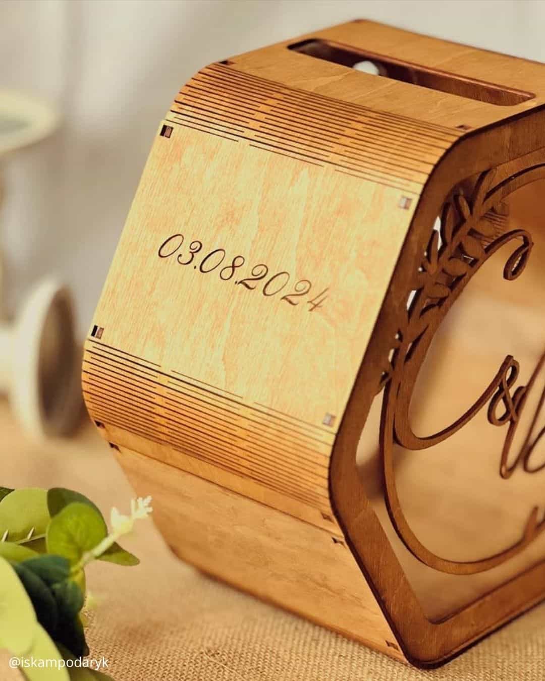 Tips for a Successful Save The Date Photoshoot