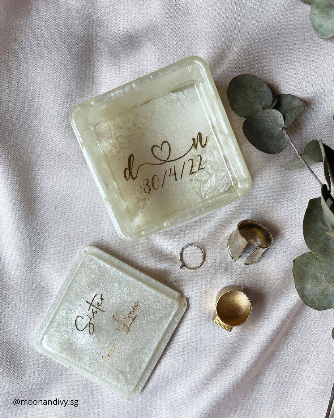 Classic Save The Date Photos
