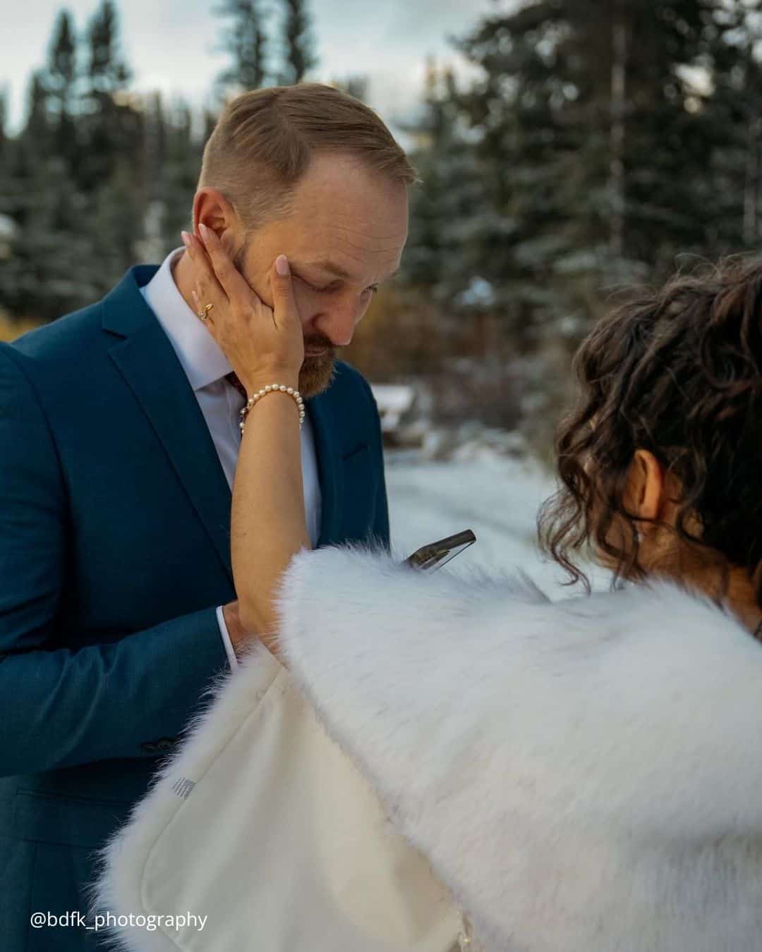 Evening Winter Wedding Photo Ideas