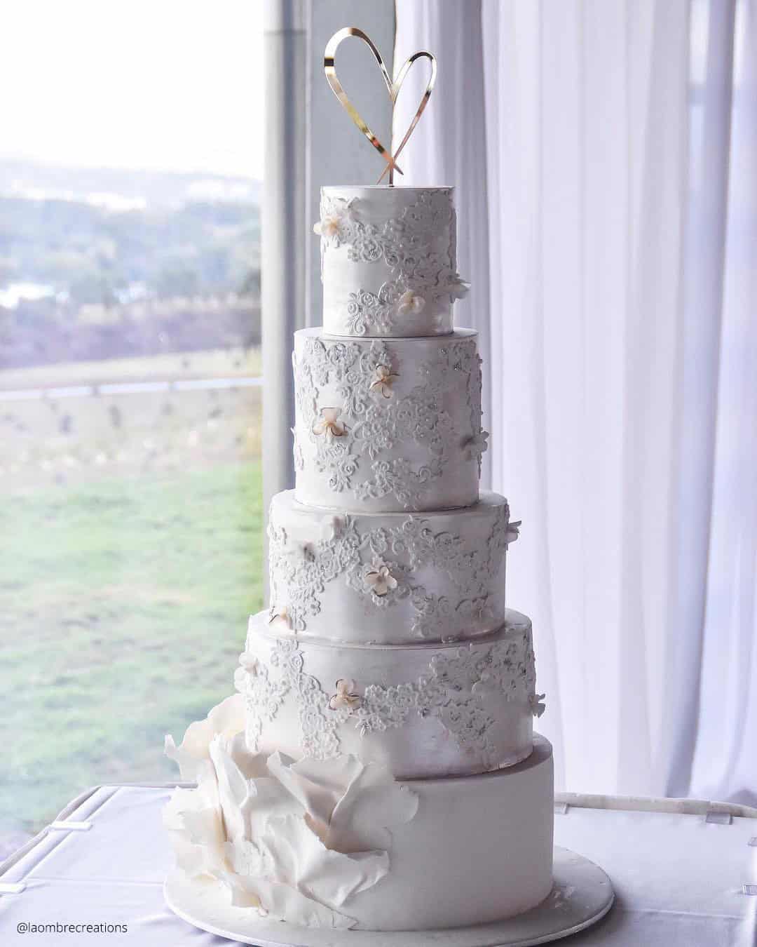 Semi-Naked Wedding Cakes
