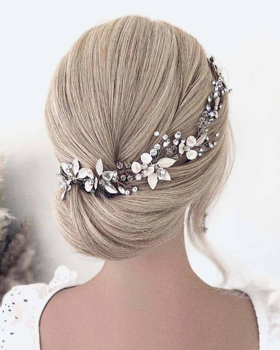 Hair Accessories in 4 Different Wedding Styles