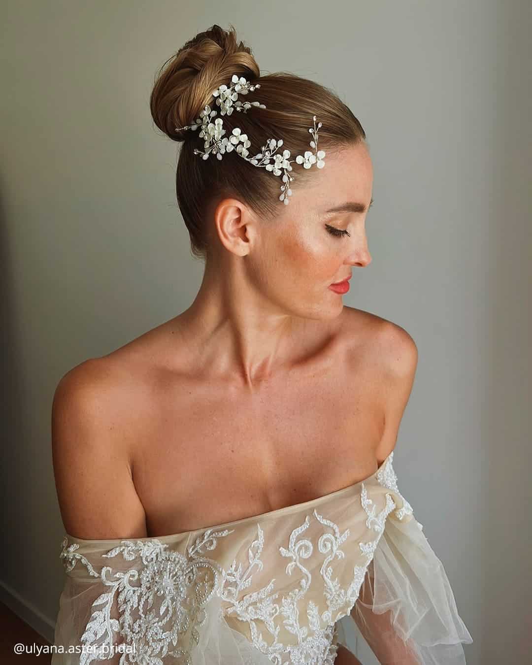 Wedding Tiaras and Crowns for Brides
