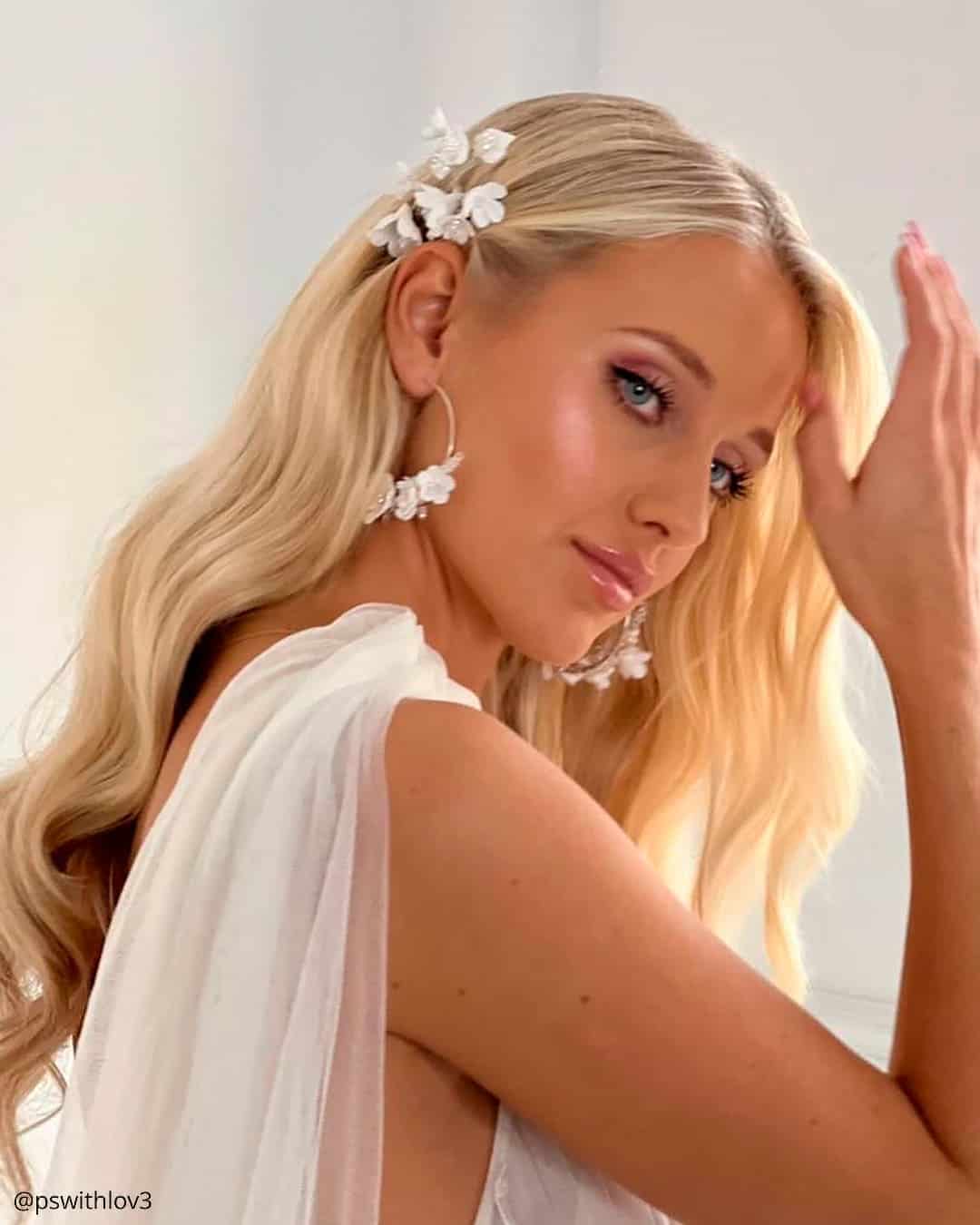 Wedding Tiaras and Crowns for Brides