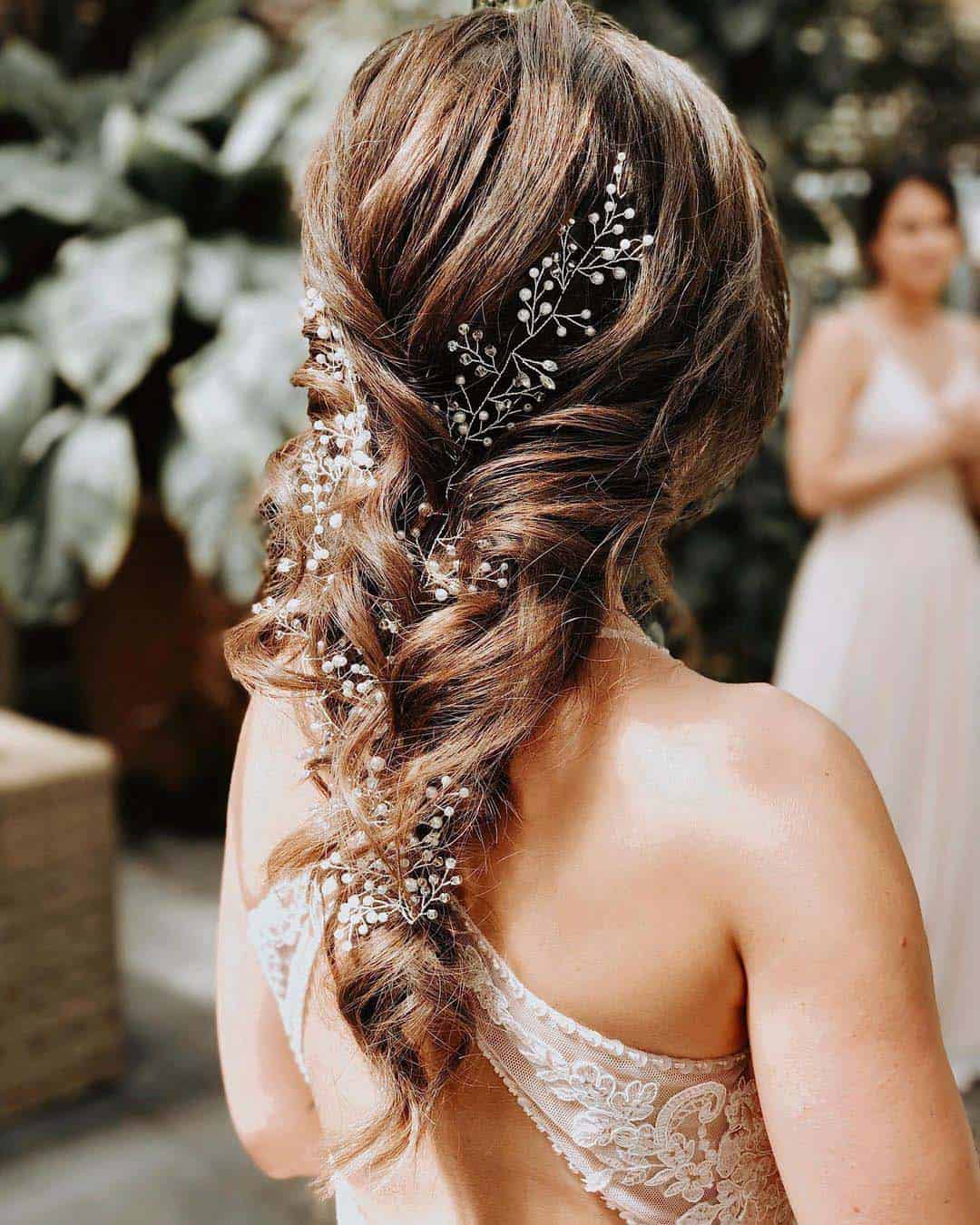 Hair Accessories in 4 Different Wedding Styles