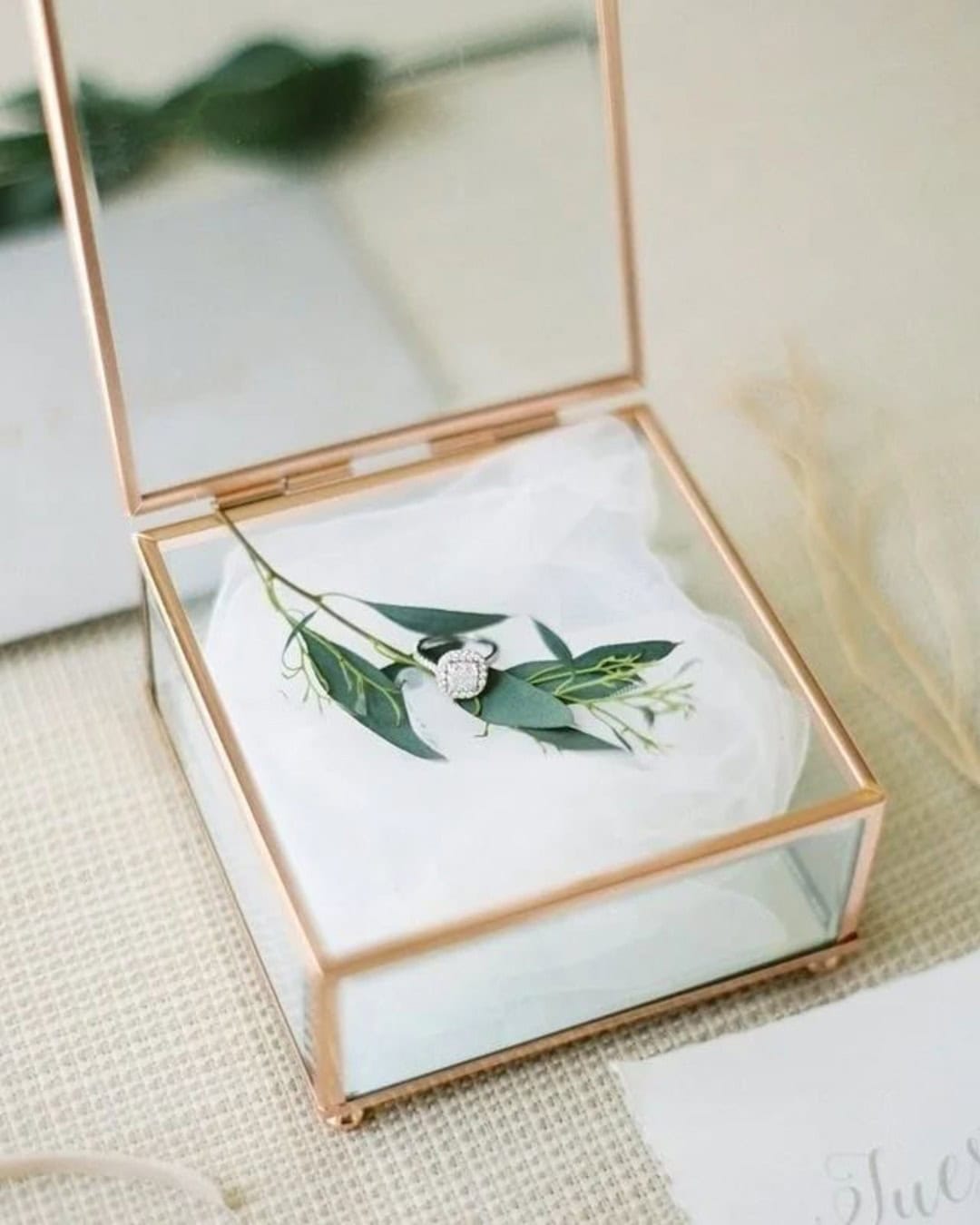 Trendy Gold Ring Holders