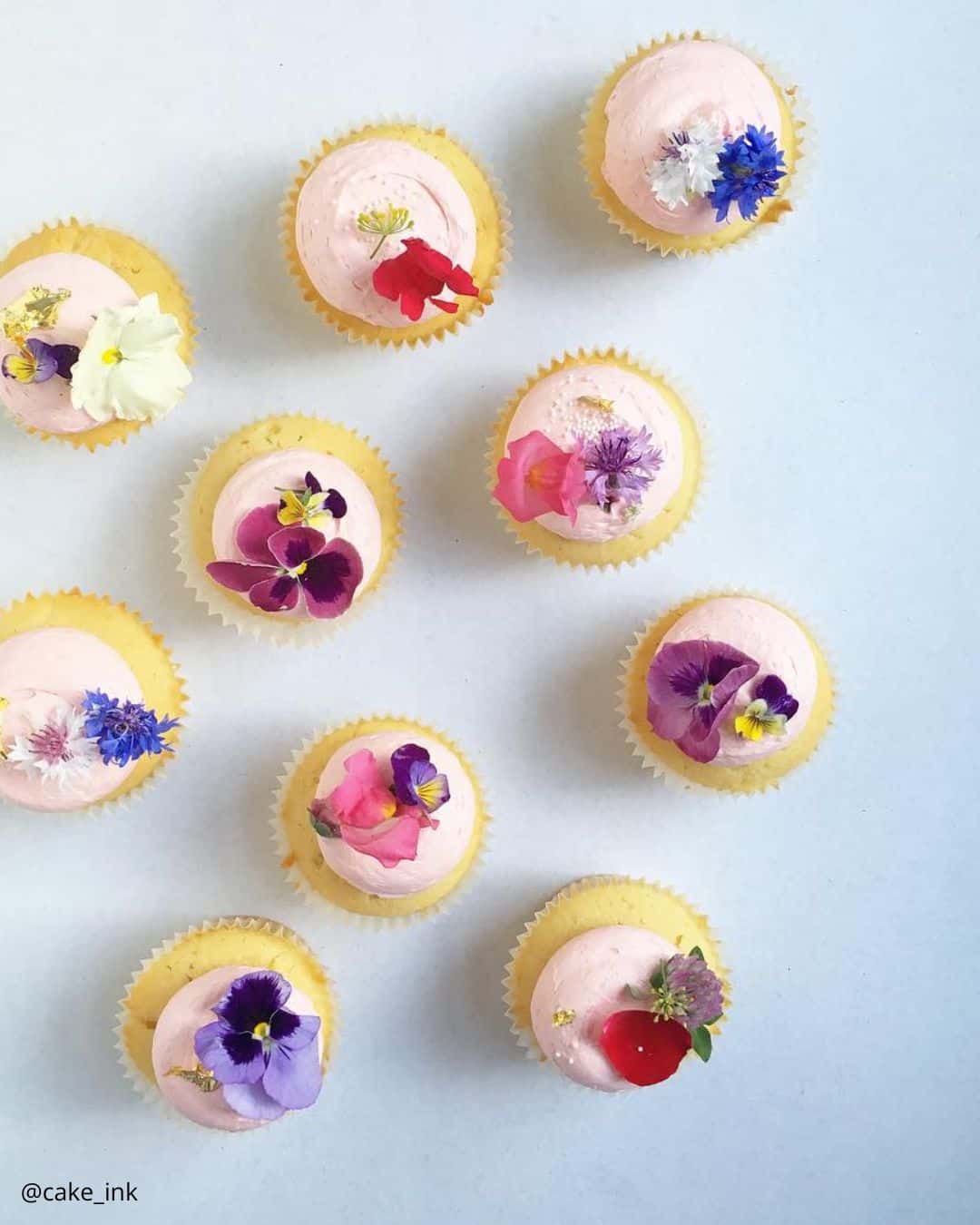 Wedding Cupcakes In Vintage Style