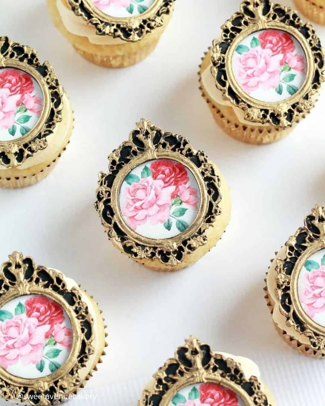 Wedding Cupcakes In Vintage Style