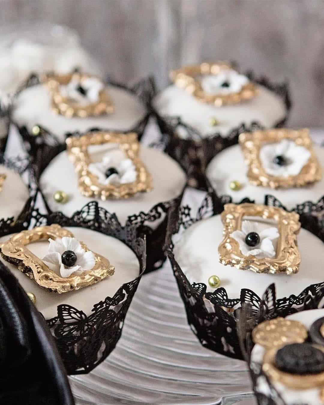 Chic Wedding Cupcake Ideas