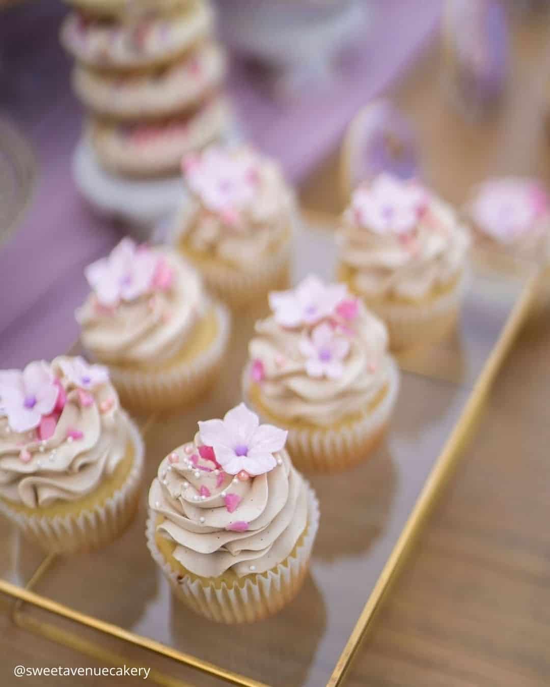 Chocolate Wedding Cupcake