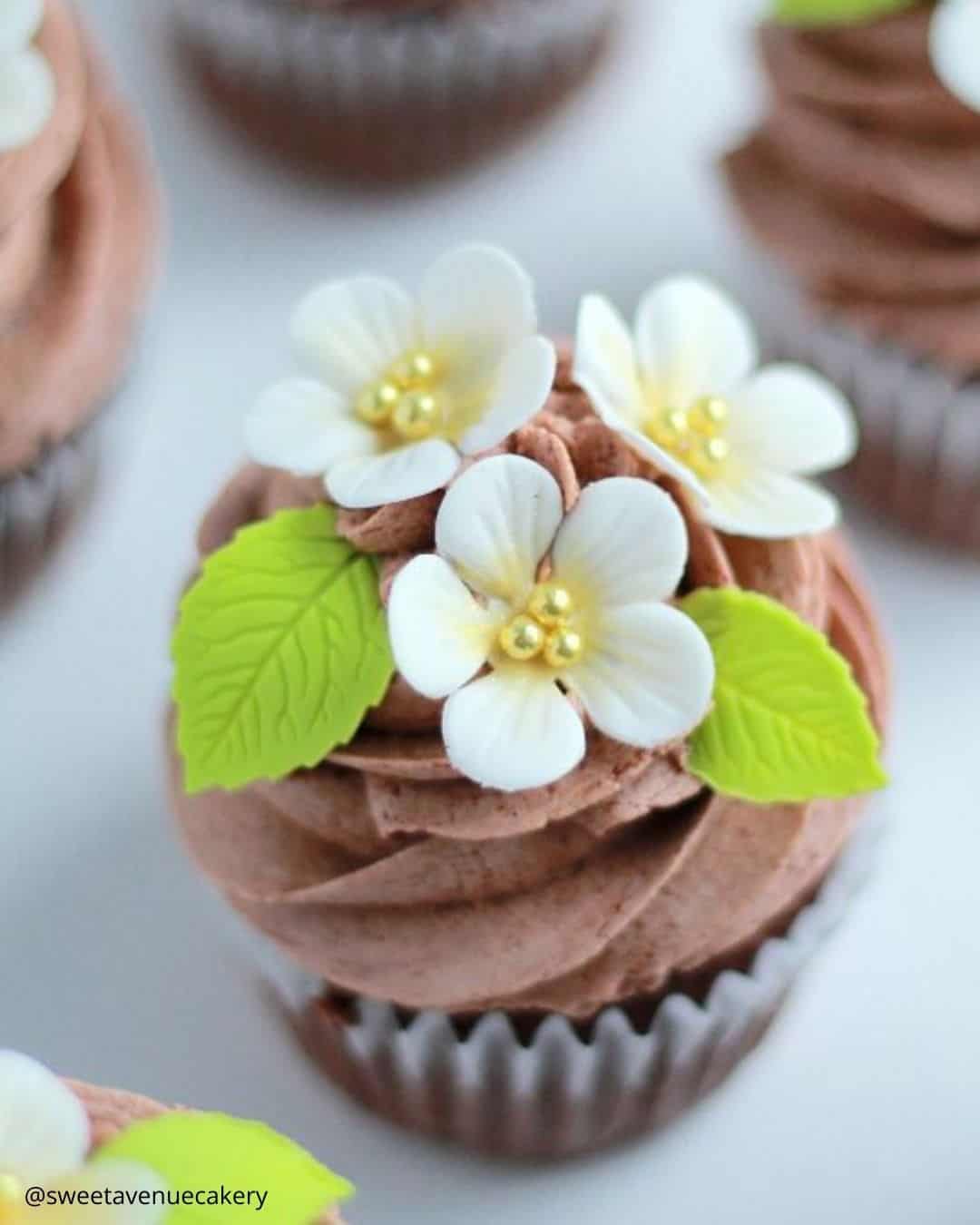 Lemon Wedding Cupcake