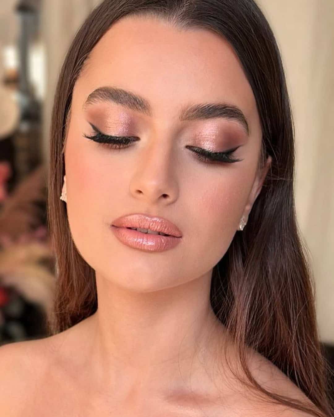Vintage Makeup Cat Eye Wedding