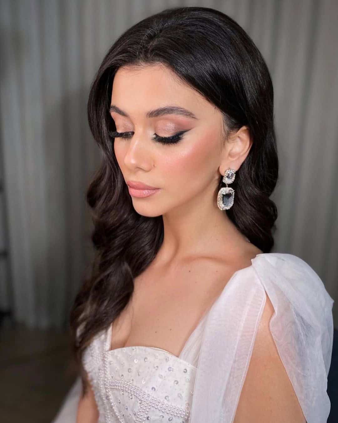 Classy Vintage Inspired Makeup
