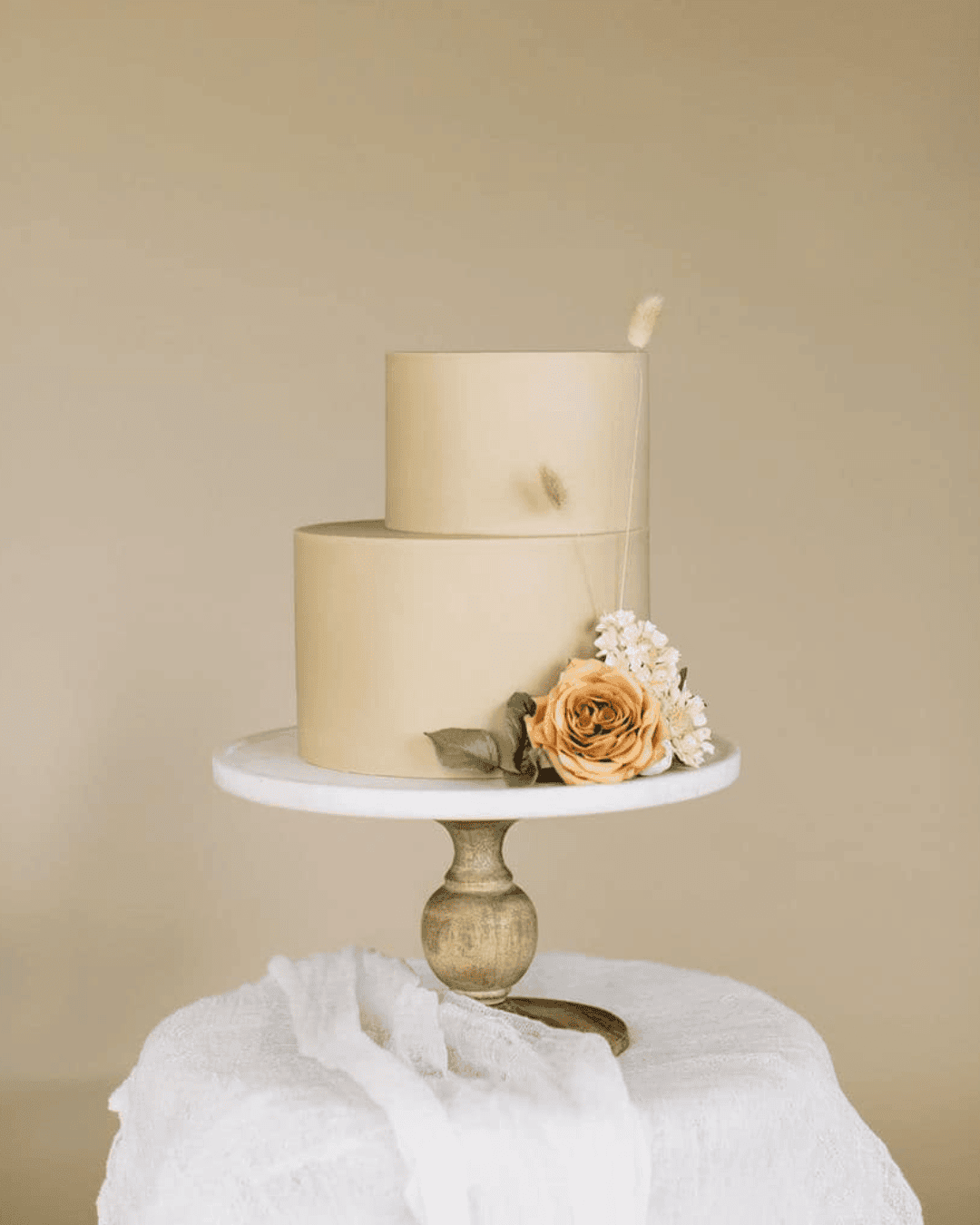 Petals Shaped Cakes