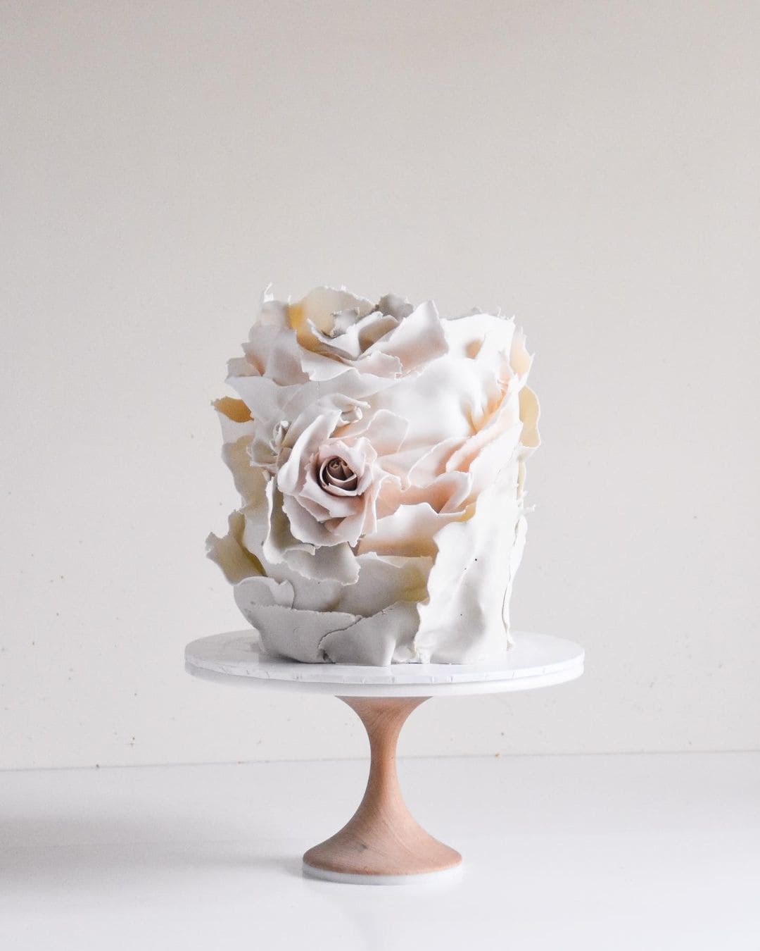 Petals Shaped Cakes