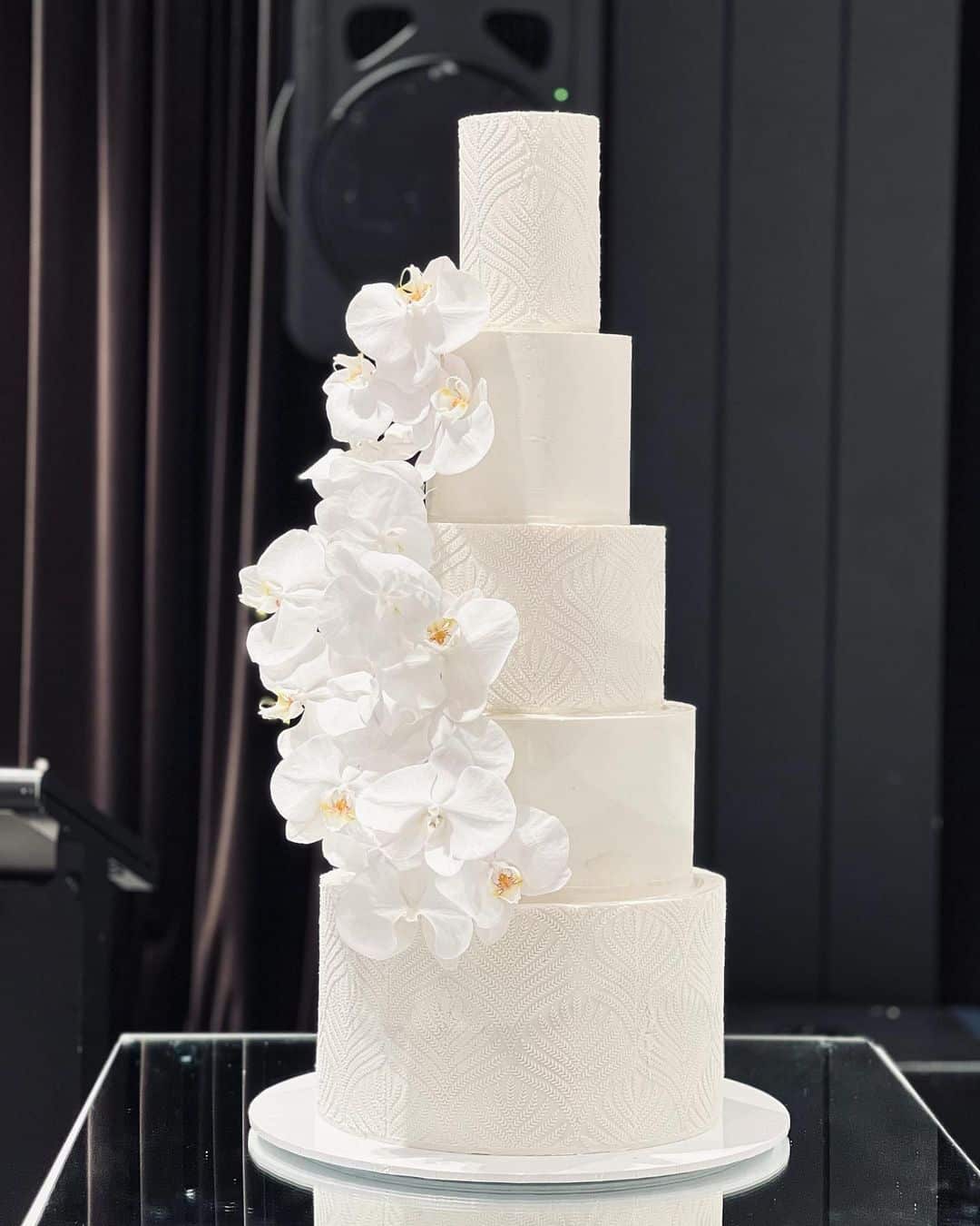 Creative Wedding Cake Shapes