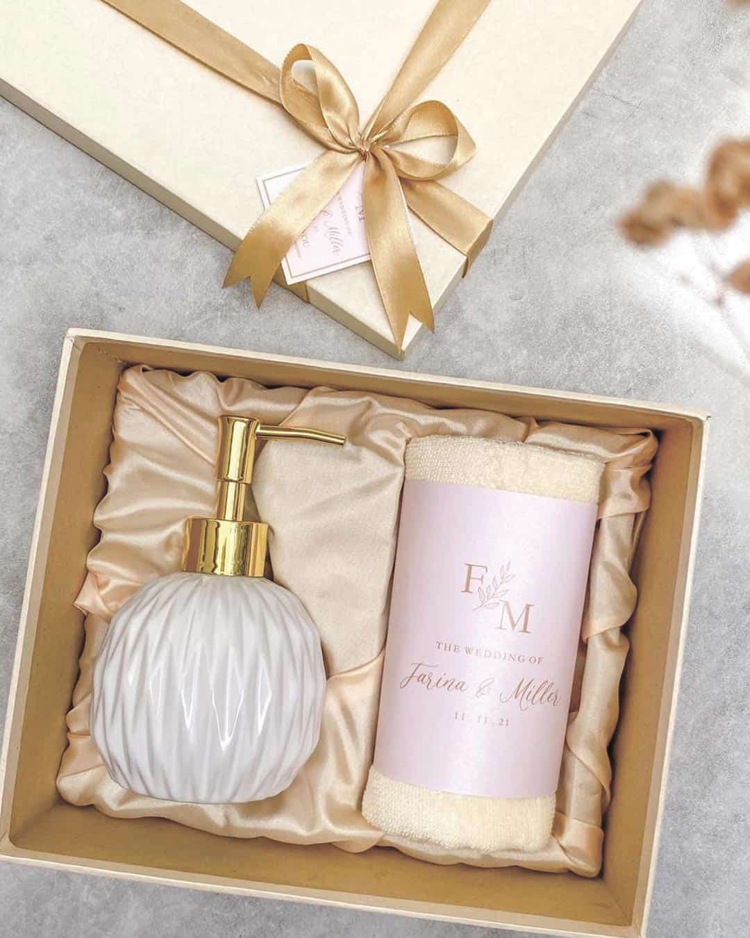 Free Wedding Monogram Makers