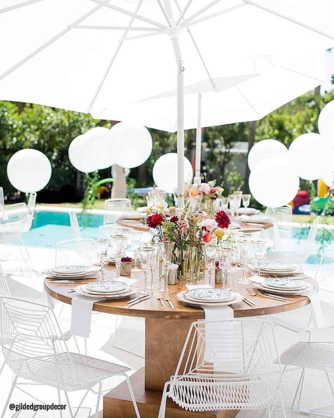 Table and Centerpieces