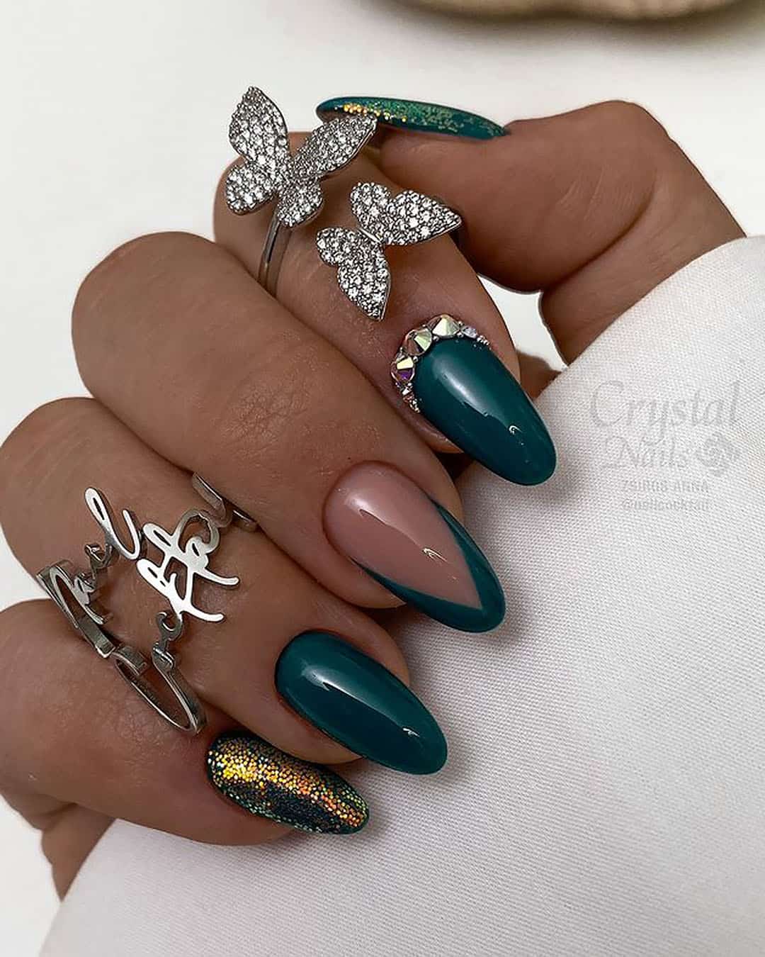 White Winter Nails