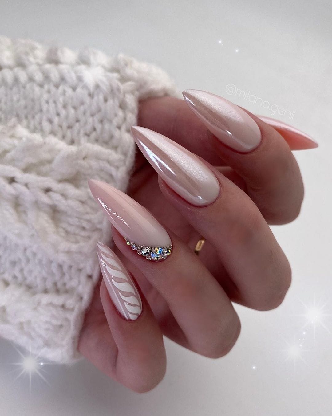 Winter Wedding Guest Nails