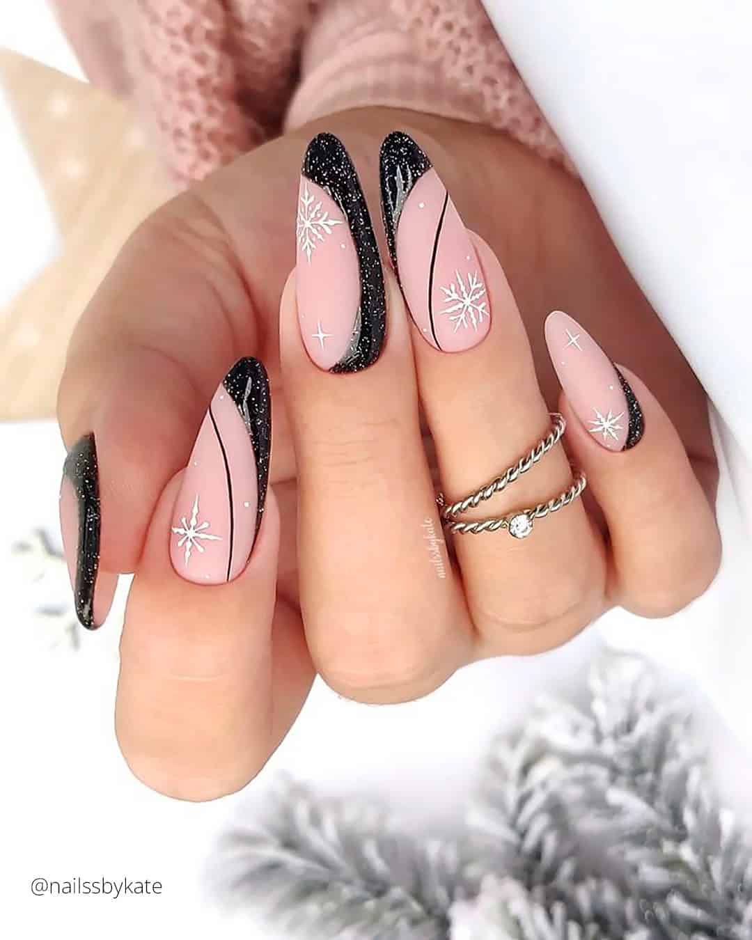 Winter Wedding Guest Nails